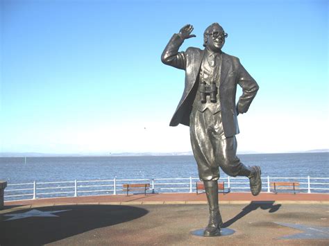 Eric Morecambe statue, Morecambe (RKW) | Community Rail Lancashire