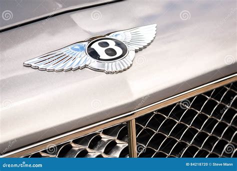 Bentley badge editorial image. Image of chromed, bearwood - 84218720