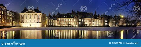 Binnenhof at night stock photo. Image of ducks, monument - 12619796