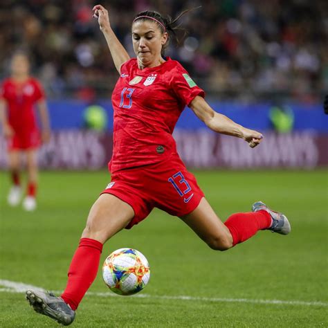 USA's Alex Morgan on 5-Goal Haul vs. Thailand: 'The Ball Just Bounced ...