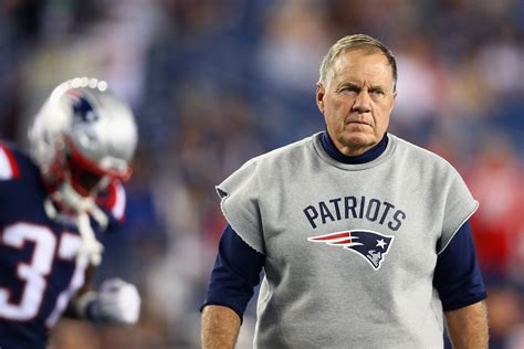 Bill Belichick’s dog wore a hoodie with cutoff sleeves, just like him ...