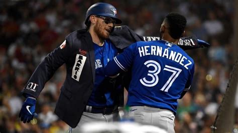 Blue Jays score franchise-record 28 runs in blowout win vs. Red Sox ...