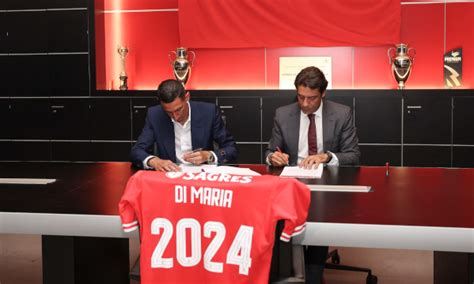 Benfica Di María New Signing Presentation Football - SL Benfica