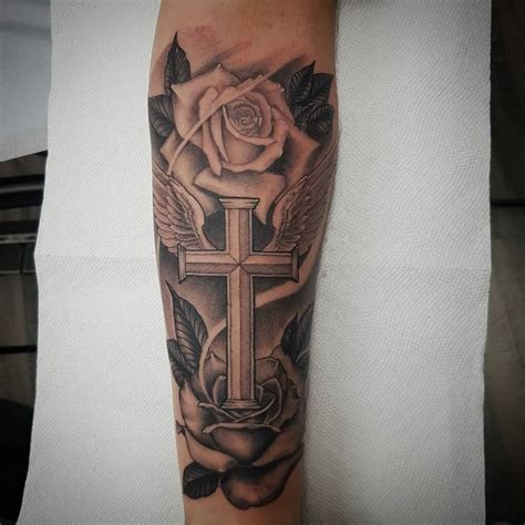 101 Best Black Cross Tattoo Ideas That Will Blow Your Mind!