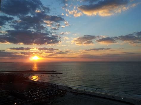 Dubai, Jumeirah beach sunset | Beach sunset, Sunset, Dubai