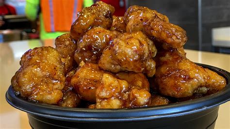 Orange chicken, Panda Express' gift to American Chinese food, turns 30 | MPR News