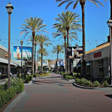 Outlets at Lake Elsinore | Lake Elsinore, CA