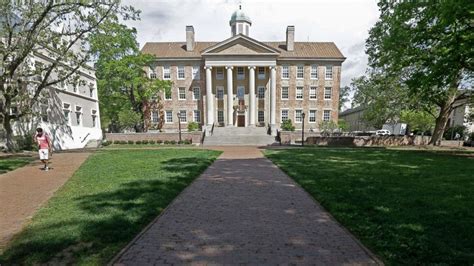 UNC-Chapel Hill facing backlash after 1979 yearbook photos with blackface resurface - ABC News