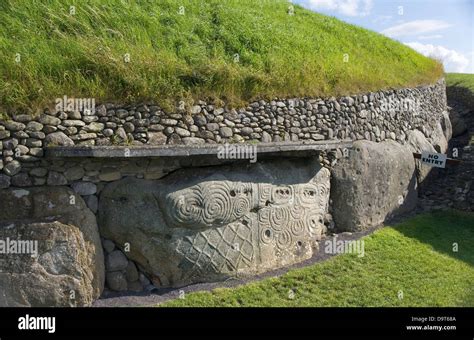 stone with megalithic art. Newgrange passage tomb. Brú na Bóinne ...