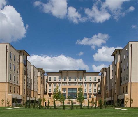 UNT Dallas - Residence Hall - Architecture Demarest