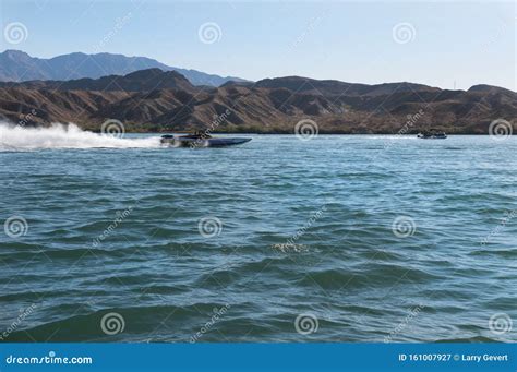 Serious Boating, Lake Havasu, Arizona Stock Image - Image of national, parker: 161007927