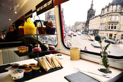 Edinburgh Castle & Afternoon Tea Vintage Bus Tour | NEW for 2017