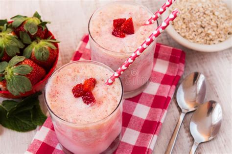 Strawberry Banana Breakfast Smoothies with Oats and Fresh Fruit Stock Photo - Image of clean ...