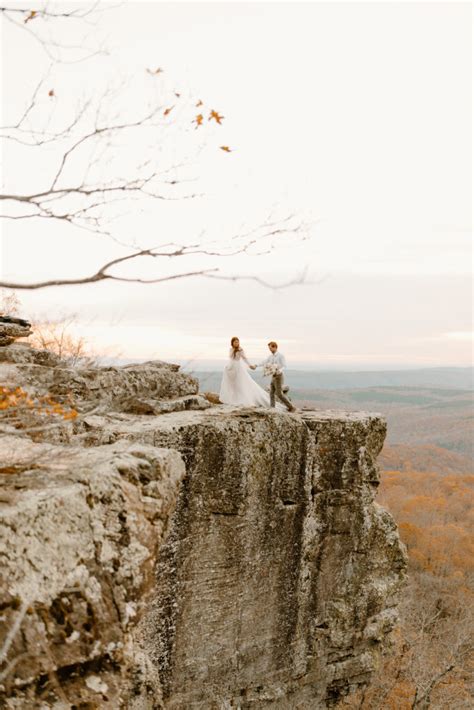 How to Elope at White Rock Mountain in Arkansas