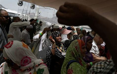 Muslim pilgrims pray in Mecca as haj winds down without incident – Firstpost