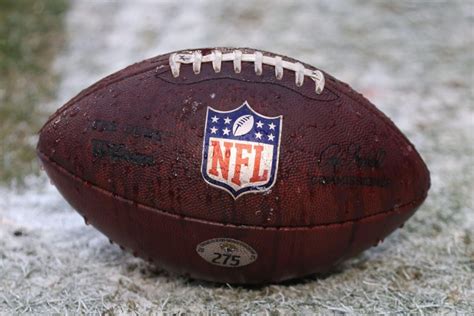 NFL salary cap sets record by jumping to $224.8M for 2023 - Sportszion