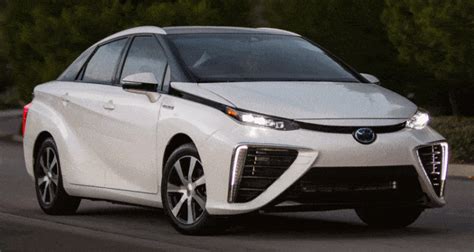 2016 Toyota Mirai Topic Hub