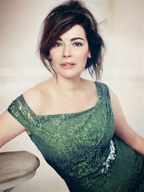 Nigella in this months Vogue - free from the rather heavy makeup she ...