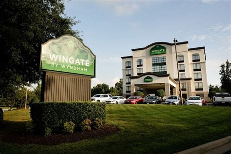 Wingate by Wyndham Greensboro Greensboro | Bookonline.com