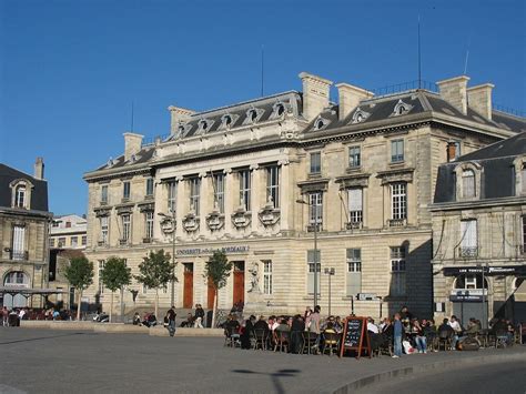 Venez découvrir toutes les infos sur l'université de Bordeaux