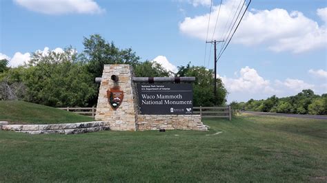 Cozy in Texas: Mammoth National Monument Waco, Texas