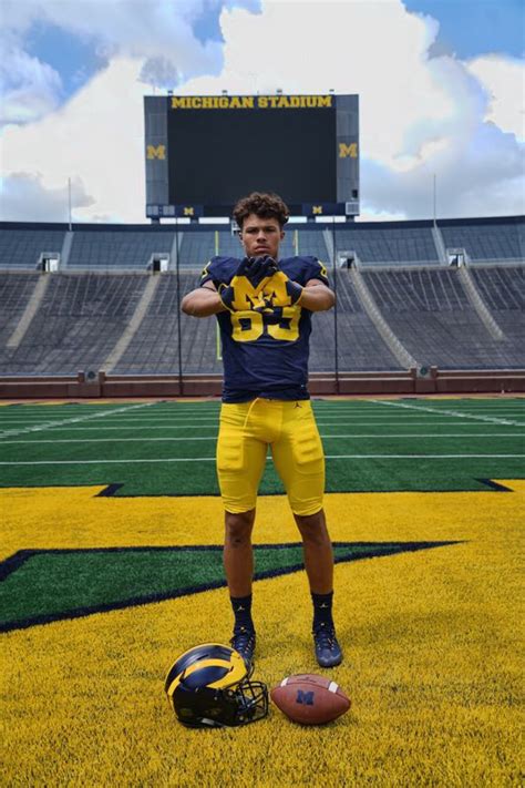 2019 3* TE Erick All commits to Michigan : r/CFB