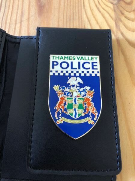 Thames Valley Police badged Warrant Card Wallet | enforcement supplies.com