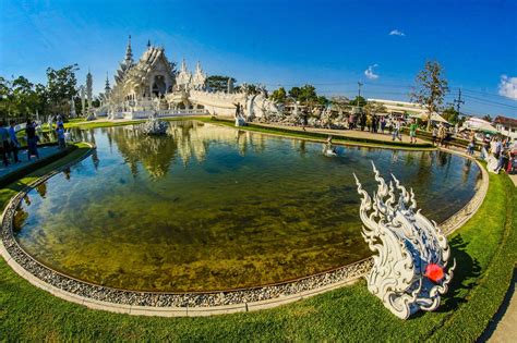 Wat Rong Khun , Chiang Rai, Thailand Free Stock Photo - Public Domain ...