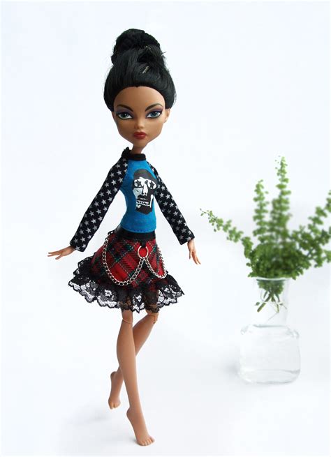 JonzonDolls: Monster High doll clothes - skull and tartan dress