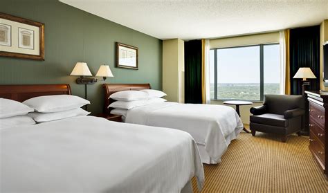 Sheraton Overland Park Hotel at the Convention Center in Overland Park, KS | Whitepages