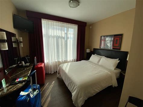 WASHINGTON SQUARE HOTEL - Prices & Reviews (New York City)