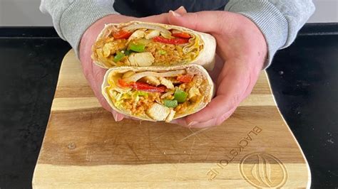 CHICKEN FAJITAS BURRITO ON THE BLACKSTONE GRIDDLE | BLACKSTONE GRIDDLE RECIPES