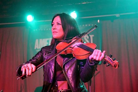 Top 10 Amanda Shires Songs