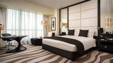 Sofitel Abu Dhabi Corniche - Luxury Room Club Sofitel, Club Millésime ...