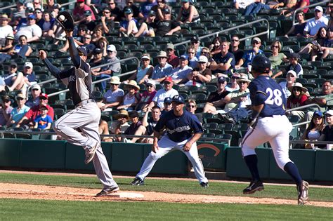 Photos: Mariners sail to spring-training win over Brewers | MLB baseball