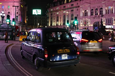 Piccadilly Circus at night | Piccadilly Circus looking east … | Flickr