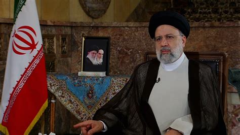 President addresses Iranian nation in a live televised speech