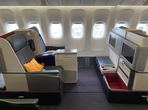 Review: Turkish Airlines 777-300 Business Class - Live and Let's Fly