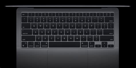新MacBook Air的键盘取代了Launchpad的按键和背光键盘的亮度，代之以免打扰、听写和聚光灯的专用按键
