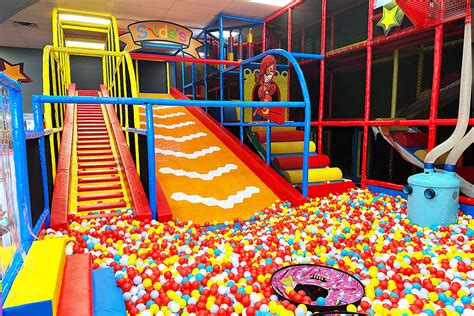 PLAY :: Slide’s Indoor Playground