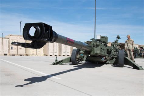 Here's the M777 howitzer US Marines burned out while fighting ISIS ...