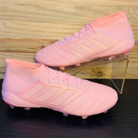 Pin em Adidas Cleats