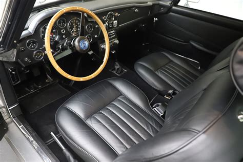 Pre-Owned 1964 Aston Martin DB5 For Sale () | Miller Motorcars Stock #7797C