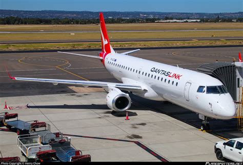 VH-UZD QantasLink Embraer ERJ-190AR (ERJ-190-100 IGW) Photo by Henry ...