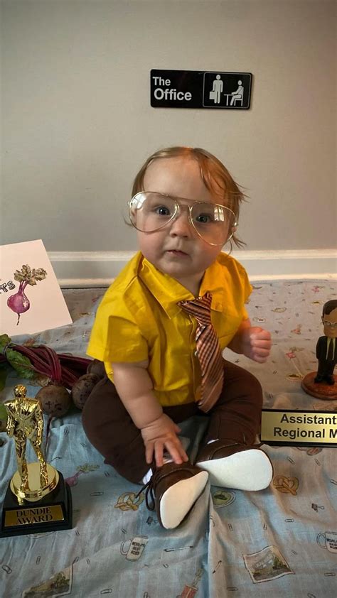 Dwight Schrute baby costume | Halloween diy, Baby costumes, Halloween costumes