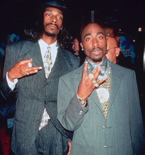 Tupac shaded by Snoop Dogg over his use of misogynistic lyrics, fans ...