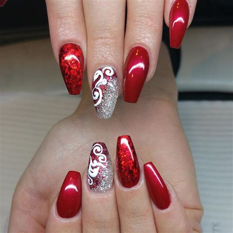 26+ Red and Silver Glitter Nail Art Designs , Ideas | Design Trends - Premium PSD, Vector Downloads