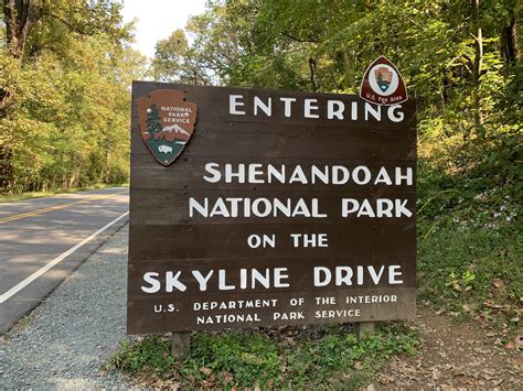 Weekend Wanderluster: Shenandoah Skyline Drive (Shenandoah National ...