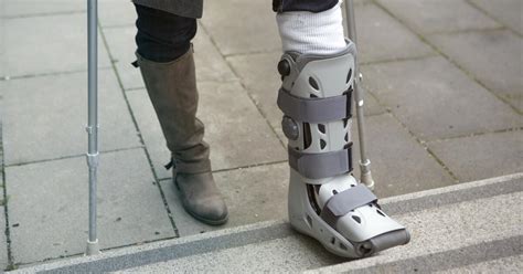 Recovery After Ankle Replacement Surgery: What to Expect