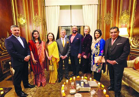 External Affairs Minister S. Jaishankar with his wife Kyoko Jaishankar, then UK Foreign ...